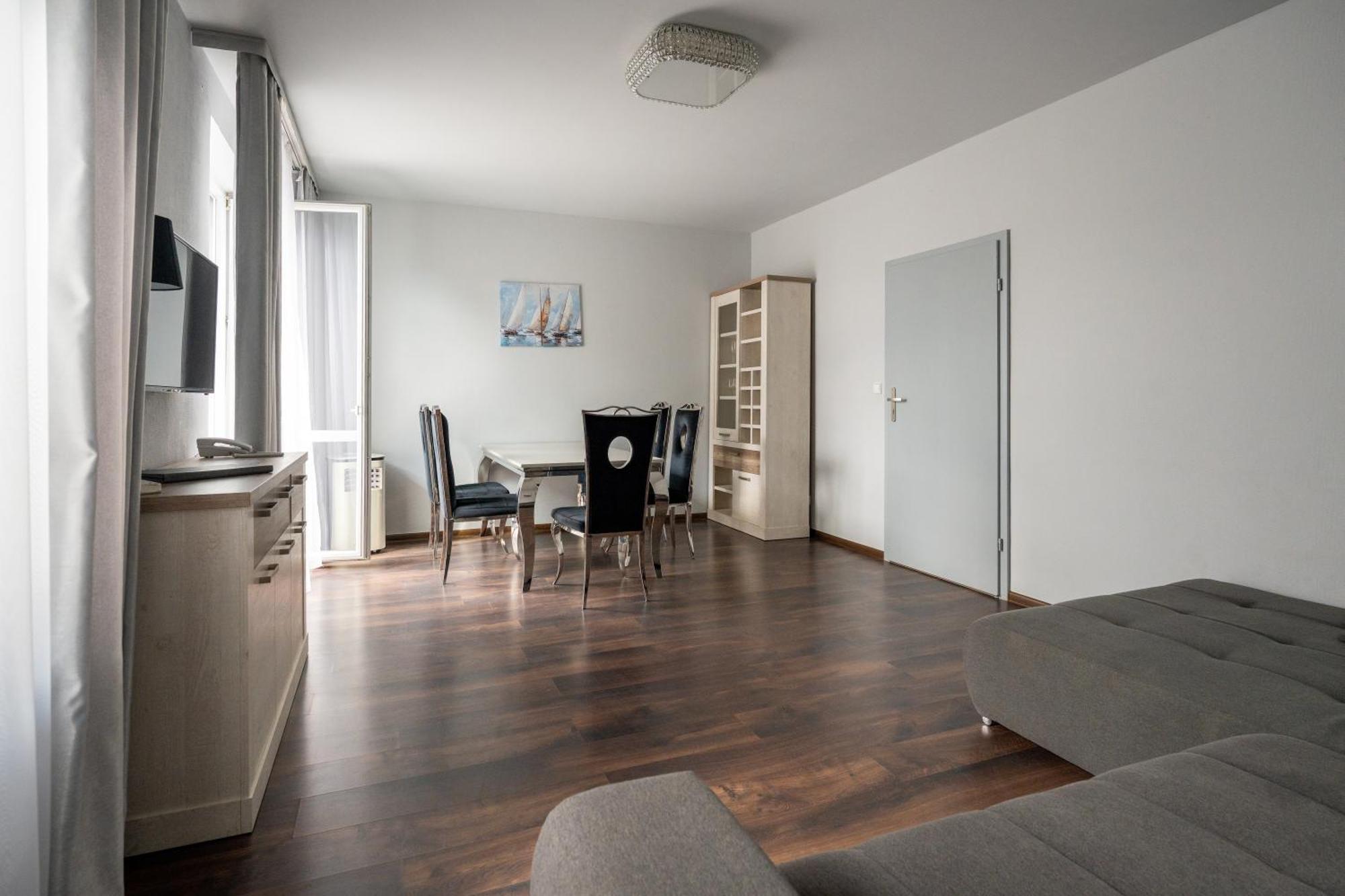 Tanzanit Hotell